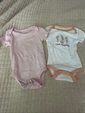 chick pea Short-Sleeve Onesie Set